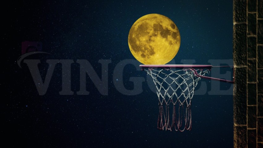 basketball moon